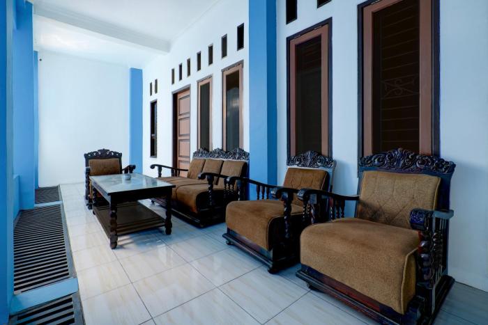 hotel o 94843 syariah hj lilis sukabumi