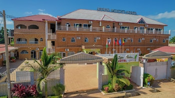 eden palace