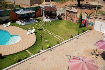 eden palace