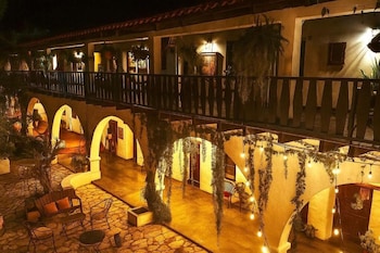 Garden Hotel,,2 star