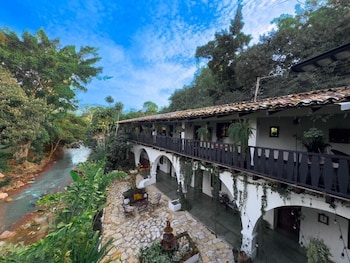 garden hotel