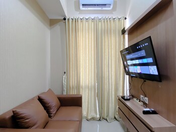 minimalist and enjoy living 1br vasanta innopark apartment
