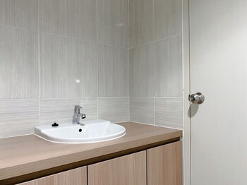 minimalist and enjoy living 1br vasanta innopark apartment
