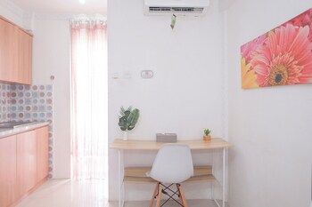 Simple Look Studio At Apartment Bassura City Near Mall,,2 star