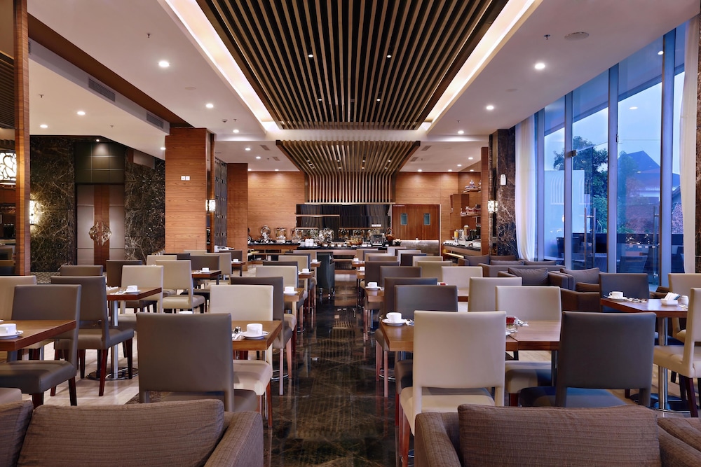harper malioboro yogyakarta by aston