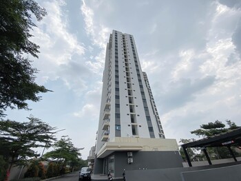 studio apartment jkt living star near citimall cimanggis