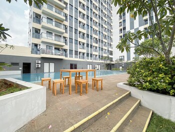 studio apartment jkt living star near citimall cimanggis
