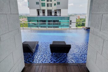modern and spacious 3br at apartment hillcrest house
