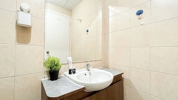 cozy and modern 2br apartment marina ancol