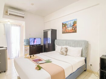 Basic Studio Near Station At Margonda Residence 2 Apartment,,2 star