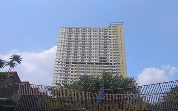 standard studio apartment at lrt city sentul royal sentul park