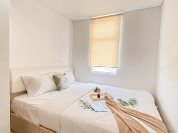 Trendy 1Br Apartment At Vittoria Residence,,2 star