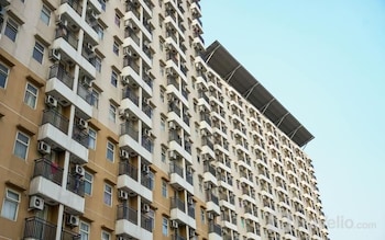 basic studio apartment at margonda residence 1