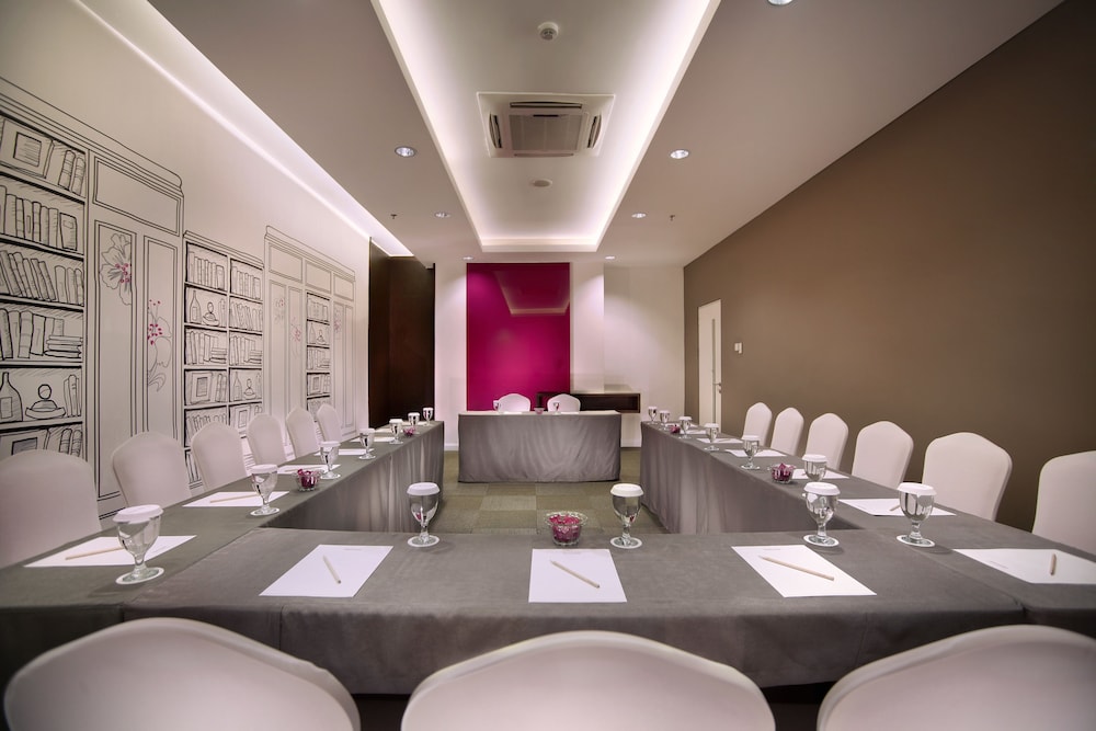 favehotel melawai