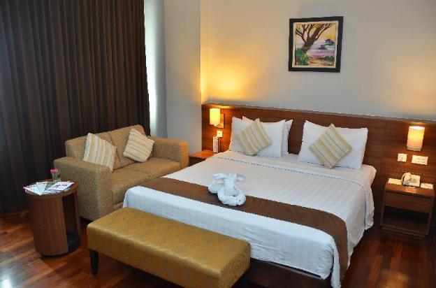 grand cakra hotel