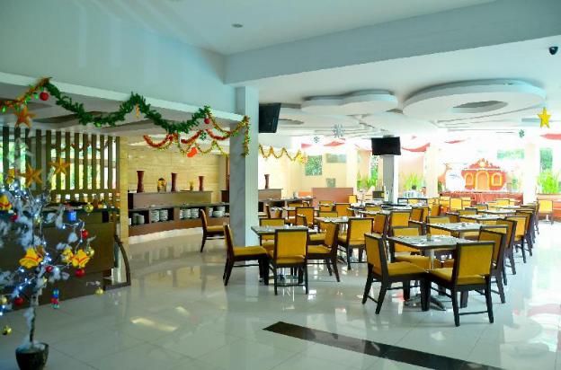 grand cakra hotel