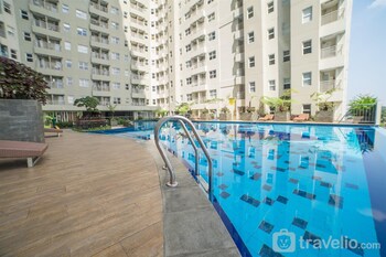 standard 2br at parahyangan residence apartment
