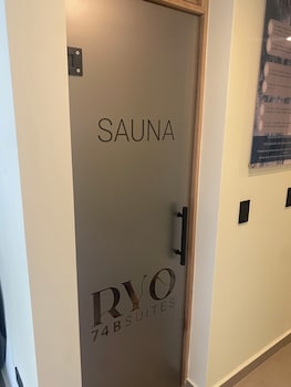 ryo 74b 7th floor vip