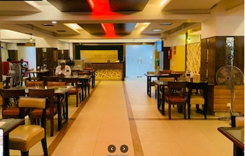 Red Roof Inn Hotel And Restaurantcomilla,,2 star