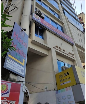 Hotel The Manha Ltd Purana Paltan,,2 star