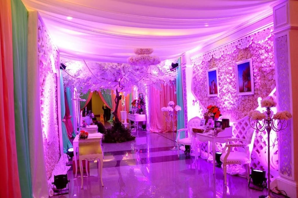 beston hotel palembang