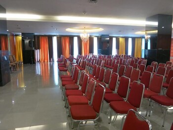 beston hotel palembang