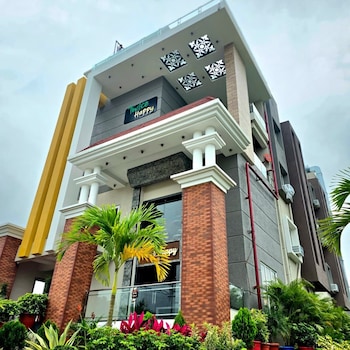 Twice Happy Eco Resort,,3 star