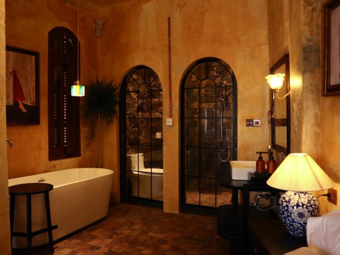 demo inn and ine poetic studio stay