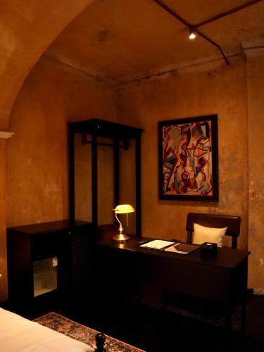 demo inn and ine poetic studio stay
