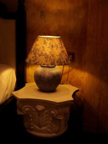 demo inn and ine poetic studio stay
