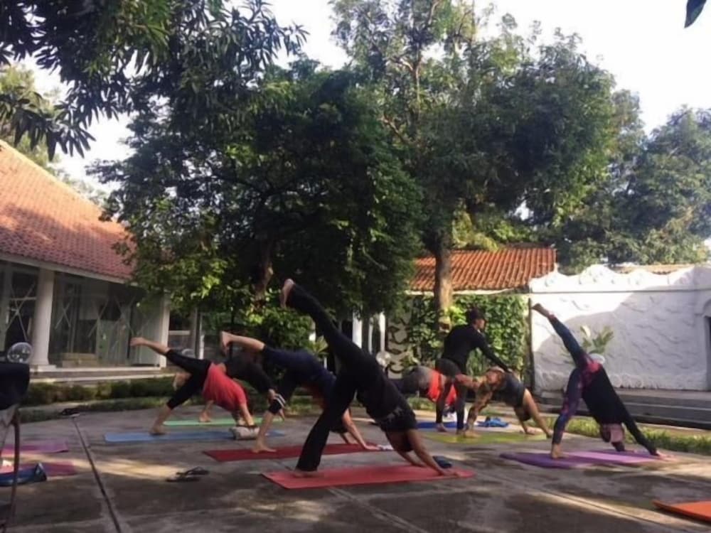 metland hotel cirebon