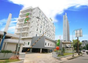 pop hotel kemang jakarta