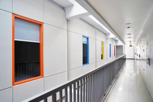 pop hotel tebet jakarta