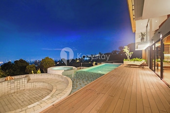 Calma Villa By Kozystay - Bandung,,4 star