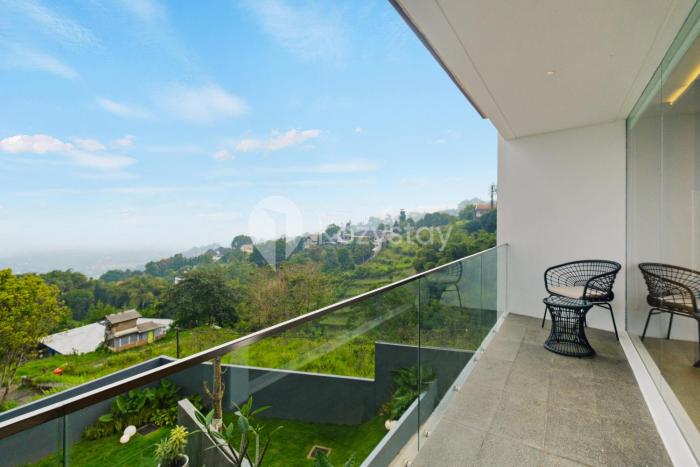 calma villa by kozystay bandung