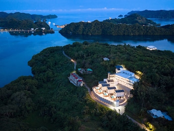 Palau Mangrove Hotel,,4 star