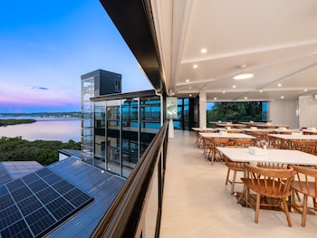 palau mangrove hotel