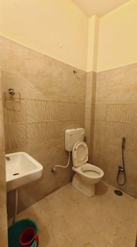new sandhya guest house