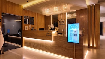 lamar park hotel hay al khaleeg