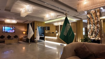 lamar park hotel hay al khaleeg