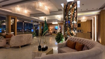 lamar park hotel hay al khaleeg