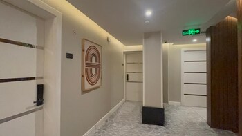 Different Hotel,,2 star