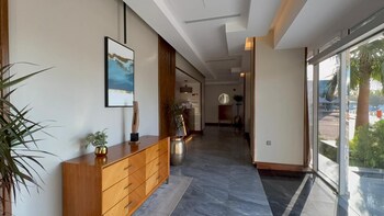 Different Hotel,,2 star