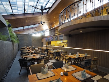 the santai by lifestyleretreats