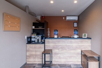 Hotel R9 The Yard Tagawakawara,,2 star