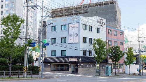 suwon haenggung dong revora hotel