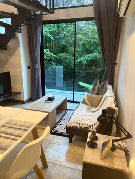 utopia loft aparthotel by sabai sands