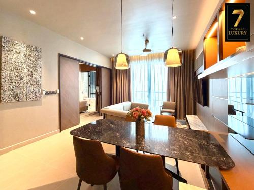 7stonez luxury antara residence genting highlands