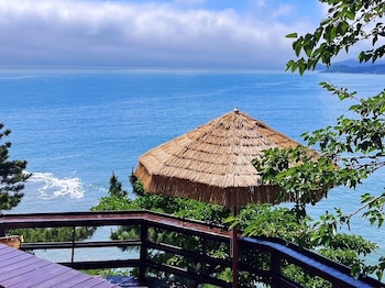 qingdao momer cliff ocean view villas