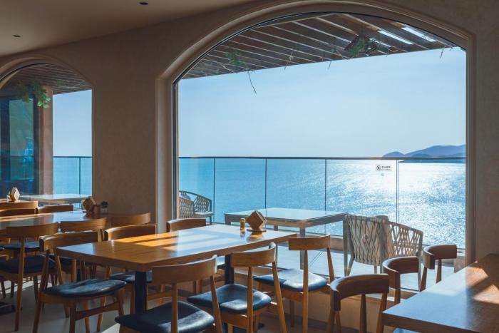 qingdao momer cliff ocean view villas